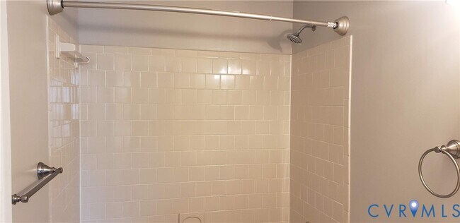 Building Photo - 7740 Pomeroy Ct