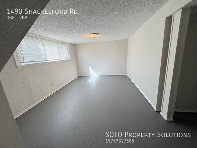 Building Photo - 1490 Shackelford Rd