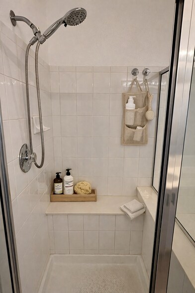 Building Photo - 618 Painted Cloud Pl