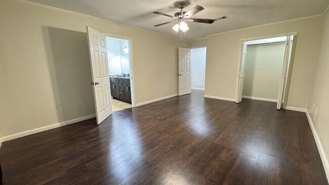 Building Photo - 284 Connie Lynne Dr