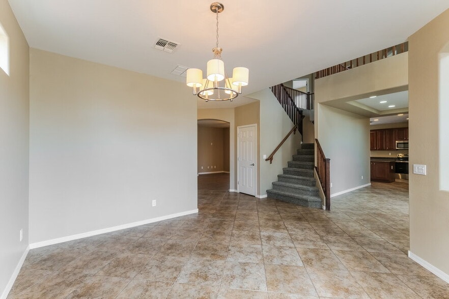 Building Photo - 4261 N 157th Ave