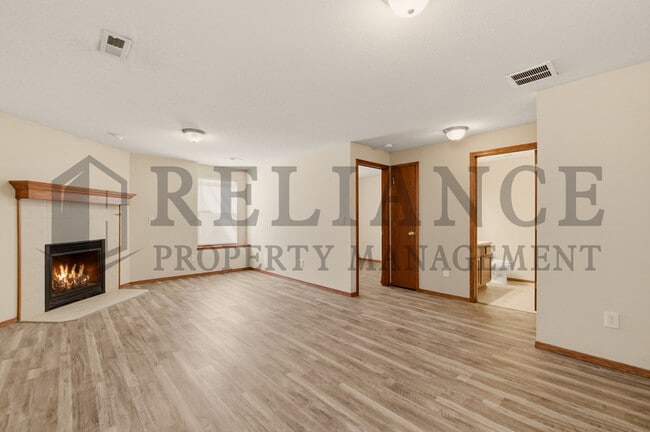 Building Photo - 9922 E Kinkaid Cir