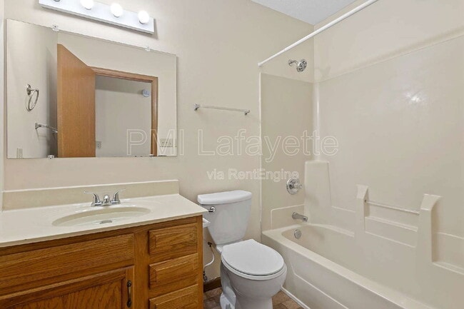 Building Photo - 512 Duroc Ct