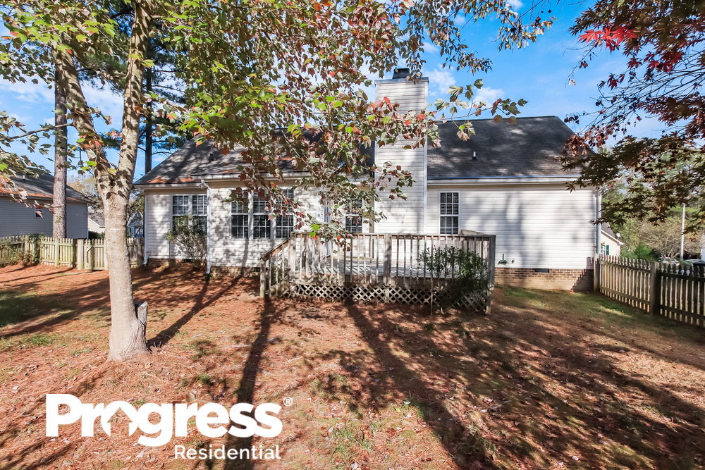 Building Photo - 300 Wood Green Dr