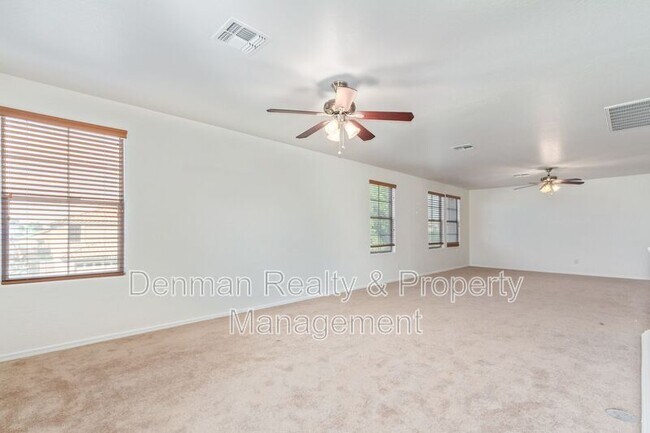 Building Photo - 3209 W St Catherine Ave