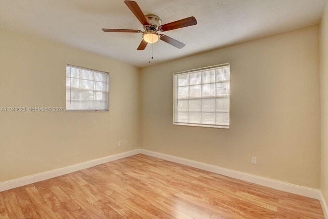 Building Photo - 3531 SW 36th St