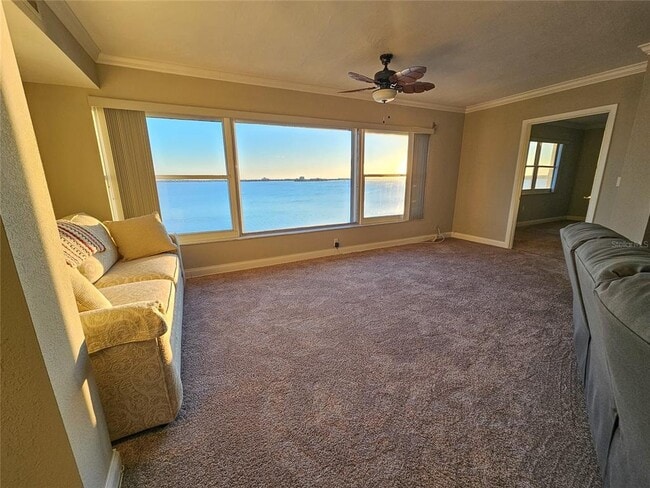 Building Photo - 6020 Shore Blvd S