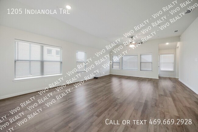 Building Photo - 1205 Indianola Trl