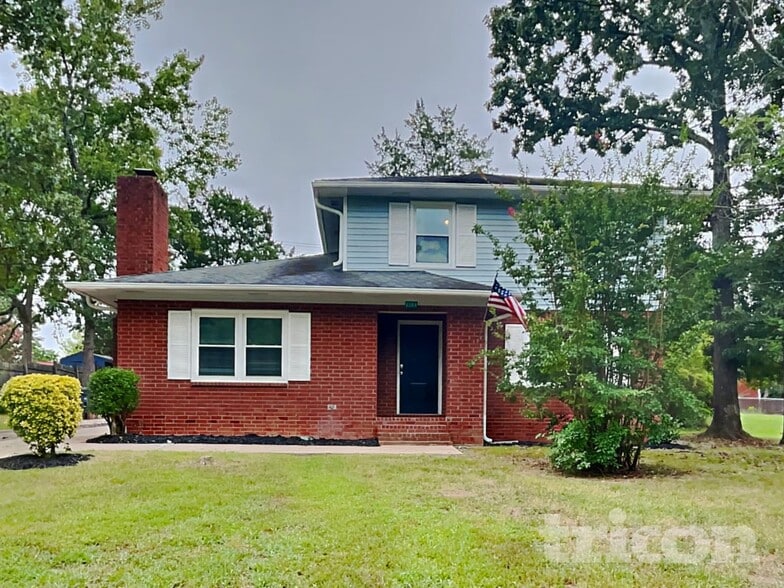 Building Photo - 6304 Clearwater Dr