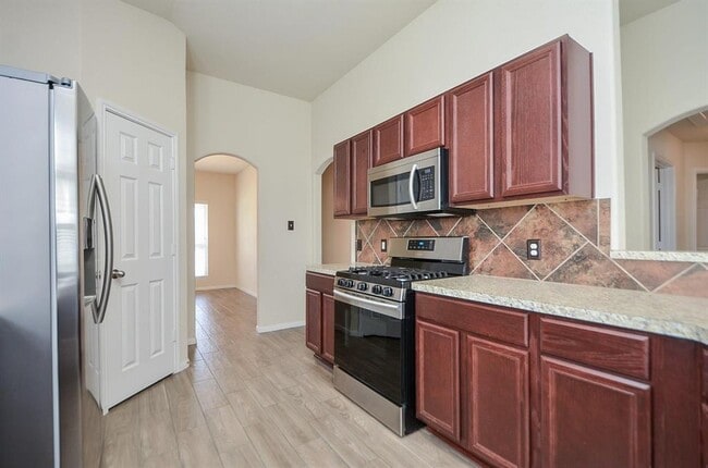 Building Photo - 3066 View Valley Trail