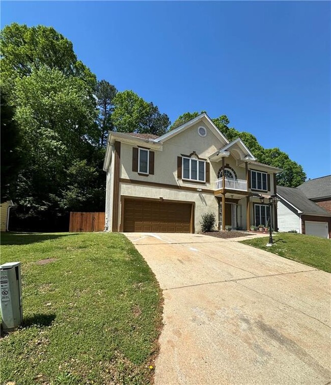 Primary Photo - 255 Thornbush Ln