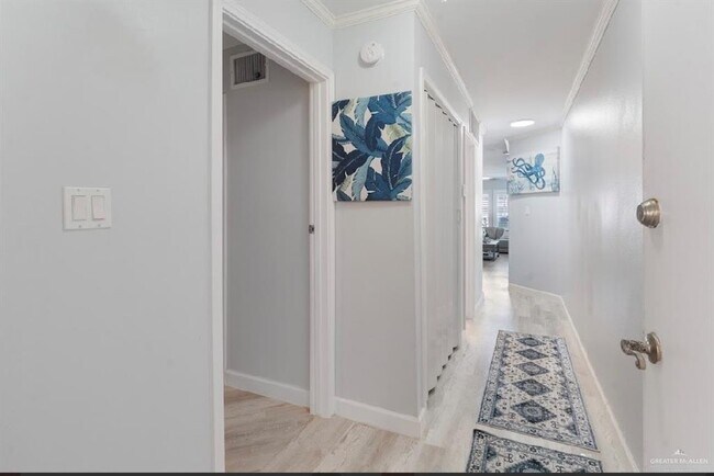 Building Photo - 16 Padre Blvd