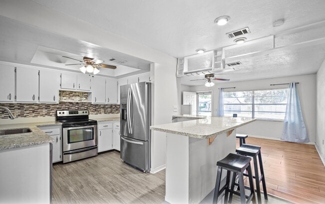 Building Photo - 3664 Longbow Rd