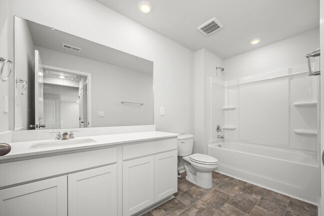 Building Photo - 1510 Mountain View Dr