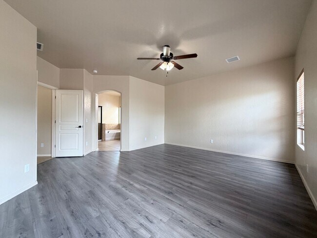 Building Photo - 3BR/2BA/2.5CG, 1861 sq.ft. rental in Sierra Vista, AZ