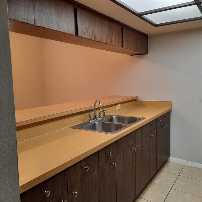 Building Photo - 682 37th St N