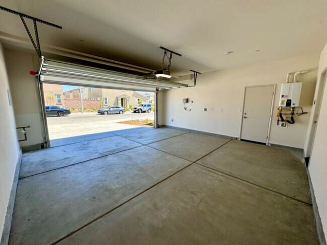 Building Photo - 31799 Woodbank Wy