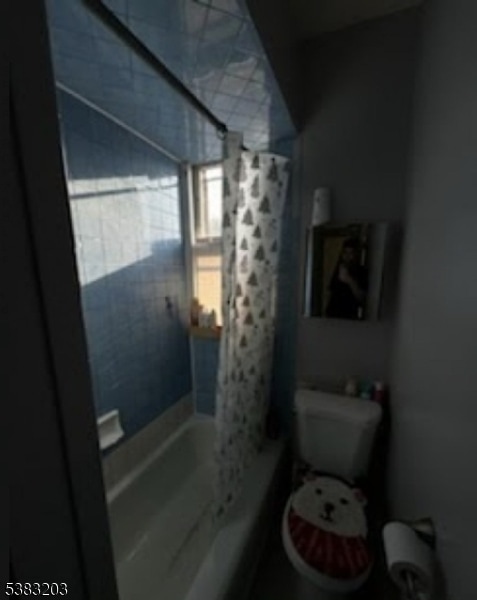 Building Photo - 70 Main St