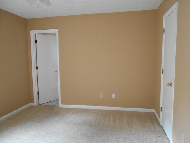 Building Photo - 818 Wuthering Way