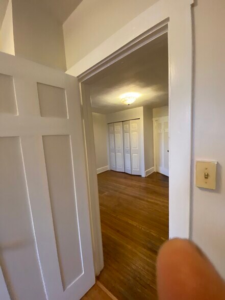 Building Photo - 5931 Alder St