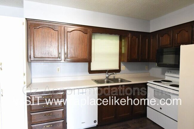 Building Photo - 8608 55th Terrace