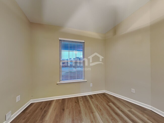 Building Photo - 42 Sand Valley Ct