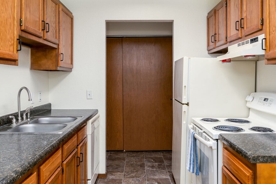 Interior Photo - Heritage Heights Apartments