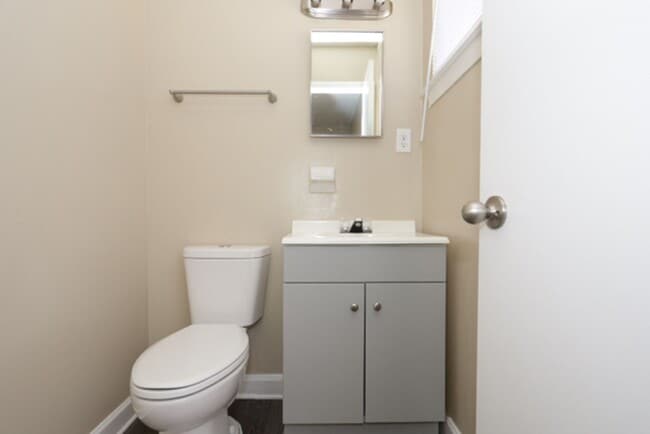 Building Photo - 1274 Parkrose Rd