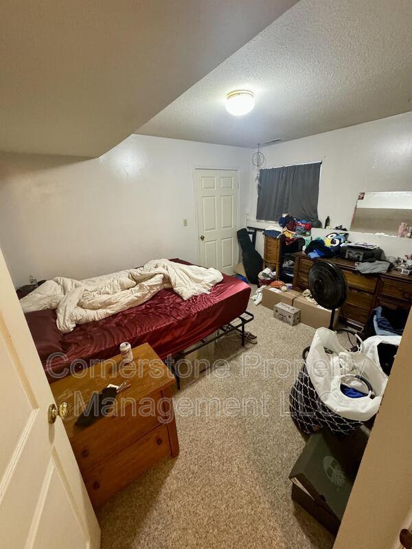 Building Photo - 1000 Emery Rd