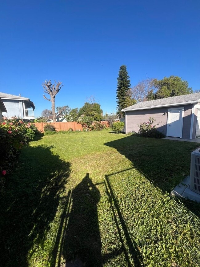 Building Photo - Spacious 4-Bed, 2-Bath Home in Whittier