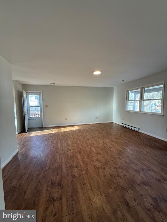 Building Photo - 4364 Albemarle Ct