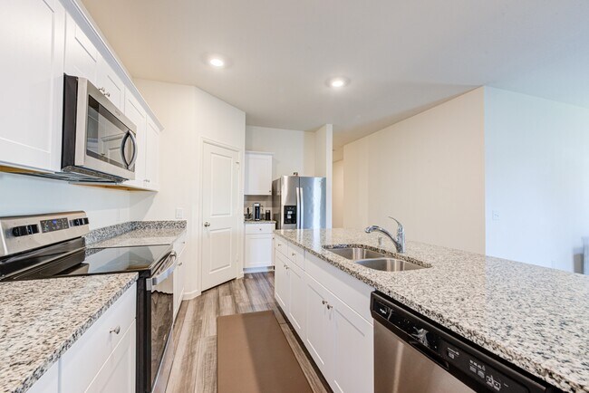 Building Photo - 1005 Blue Beech Ln