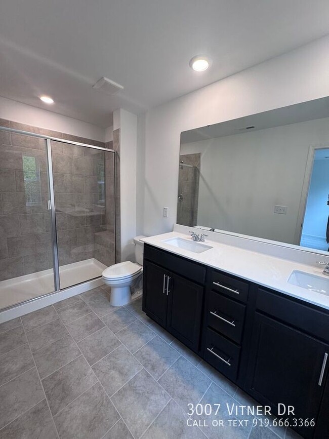 Building Photo - 3007 Vitner Dr