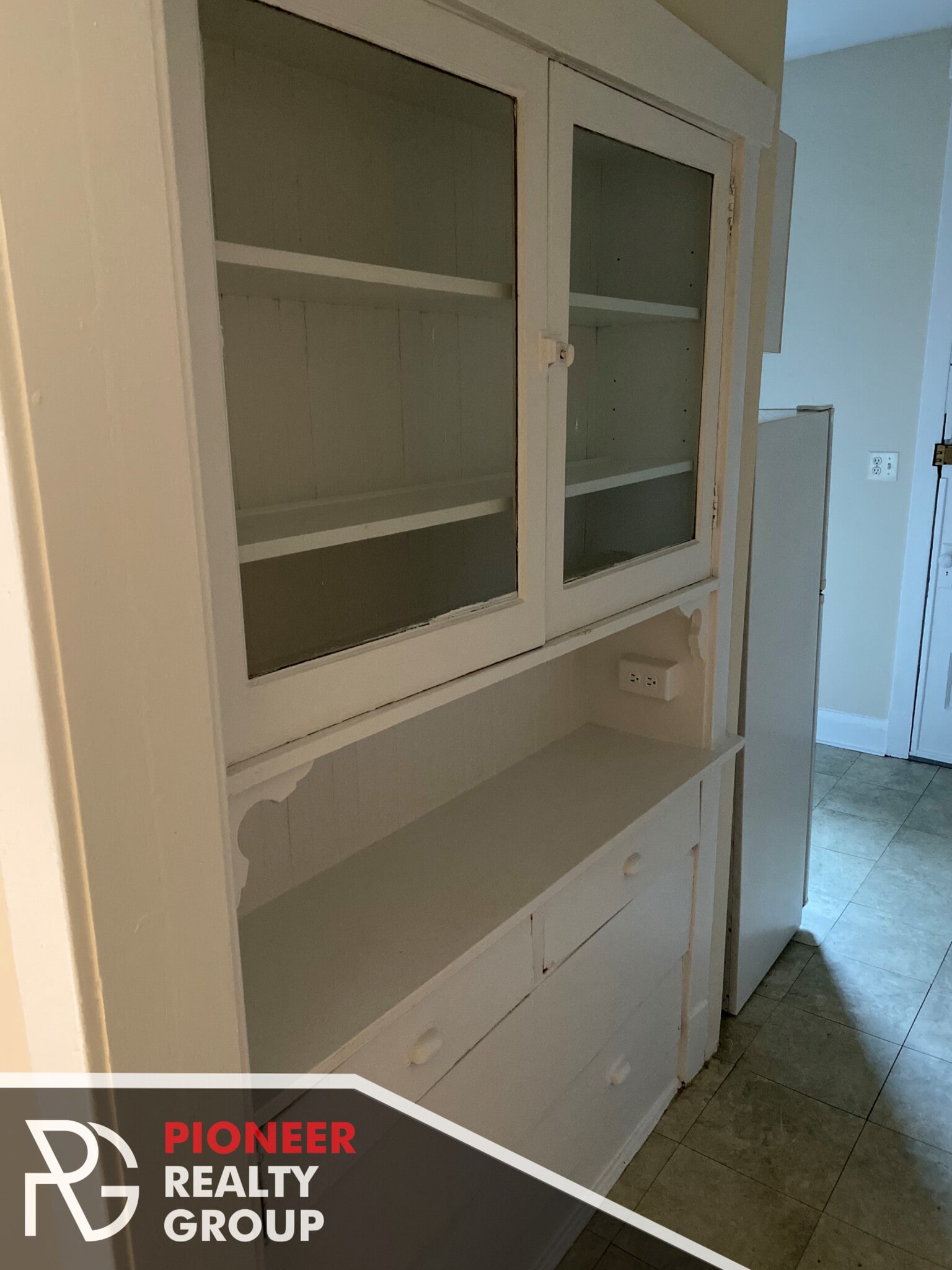 Building Photo - 2867 N Clark St