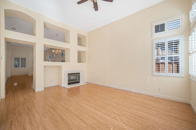 Building Photo - Highly Desirable Executive Home: 4 Bedrooms, 3 Bathrooms of Luxury Living