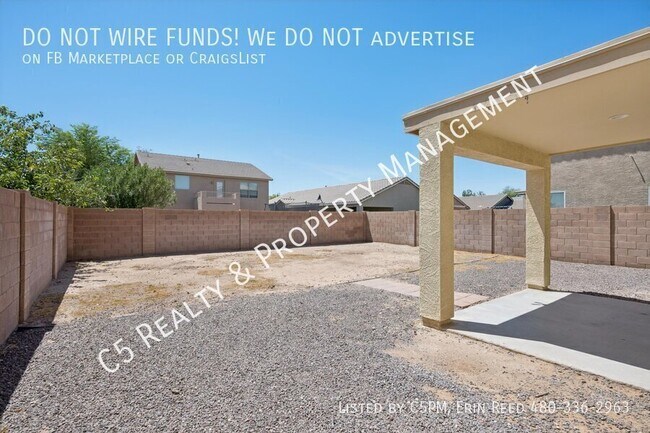 Building Photo - 3075 W Five Mile Peak Dr