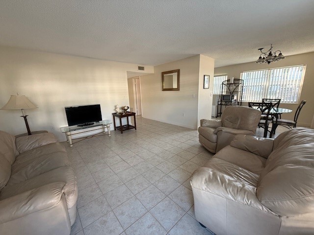 Building Photo - 2800 Indian River Blvd