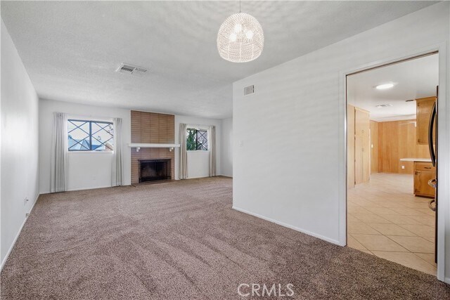 Building Photo - 1483 W Cypress Ave