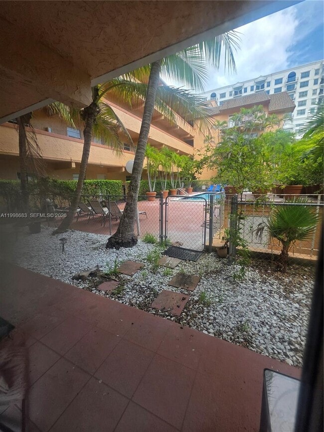 Building Photo - 8101 SW 73rd Ave