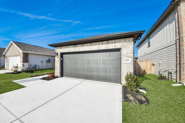 Building Photo - 16981 Juniper Blossom Bnd