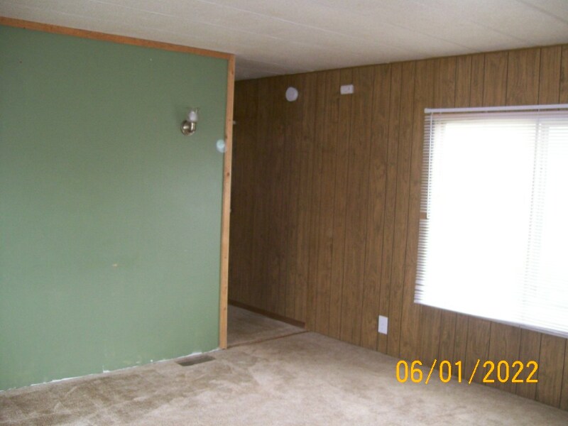Building Photo - 13 Travertine Ln