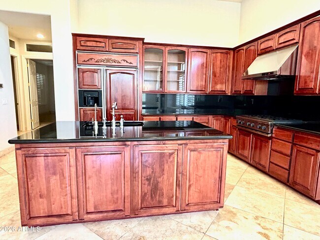 Building Photo - 7484 E Pontebella Dr