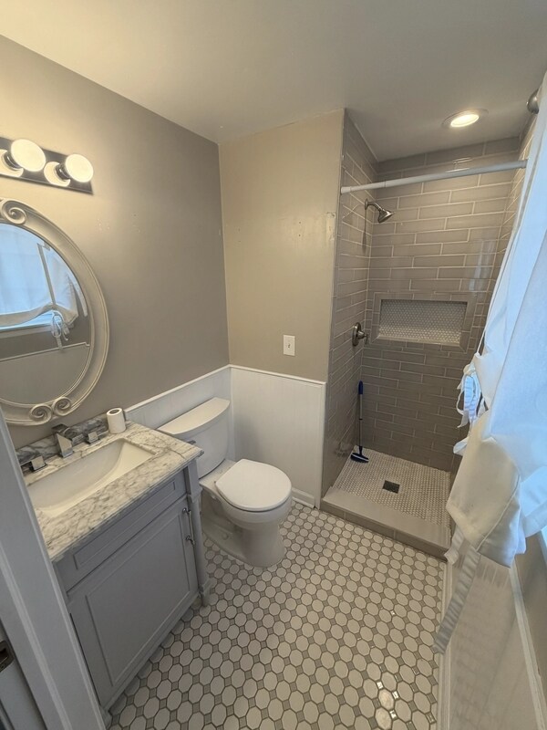 Building Photo - 1709 Copeland Cir
