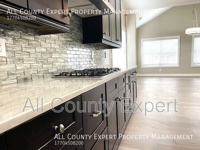 Building Photo - 4885 Hanson Farms Ln