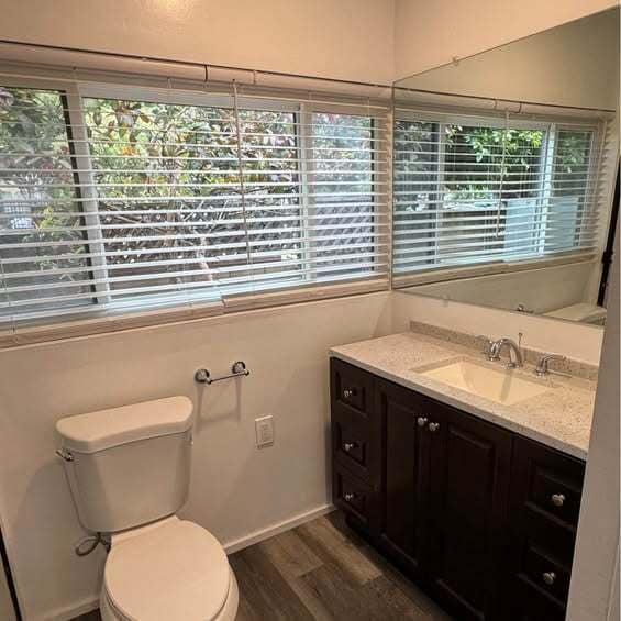 Building Photo - 8960 Helms Pl