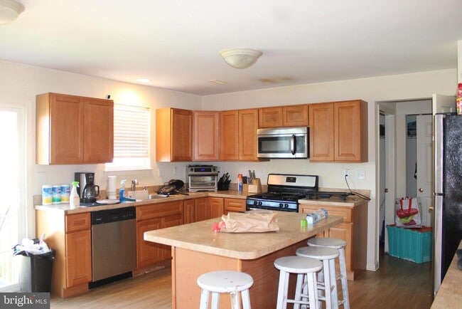 Building Photo - 107 Ellis St