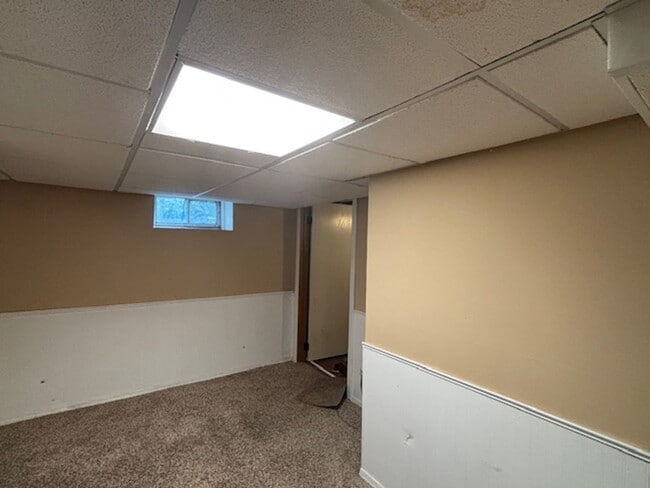 Building Photo - Cute & Cozy 2 BR/1 BA Single Family Home i...