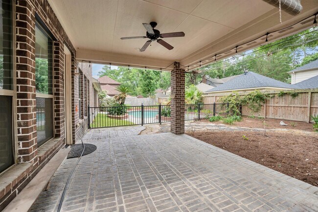 Building Photo - 6723 Mossridge Dr