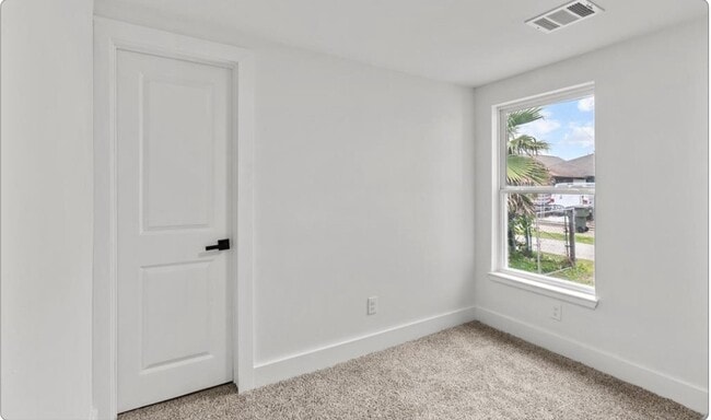 Building Photo - 3312 Sealy Ave