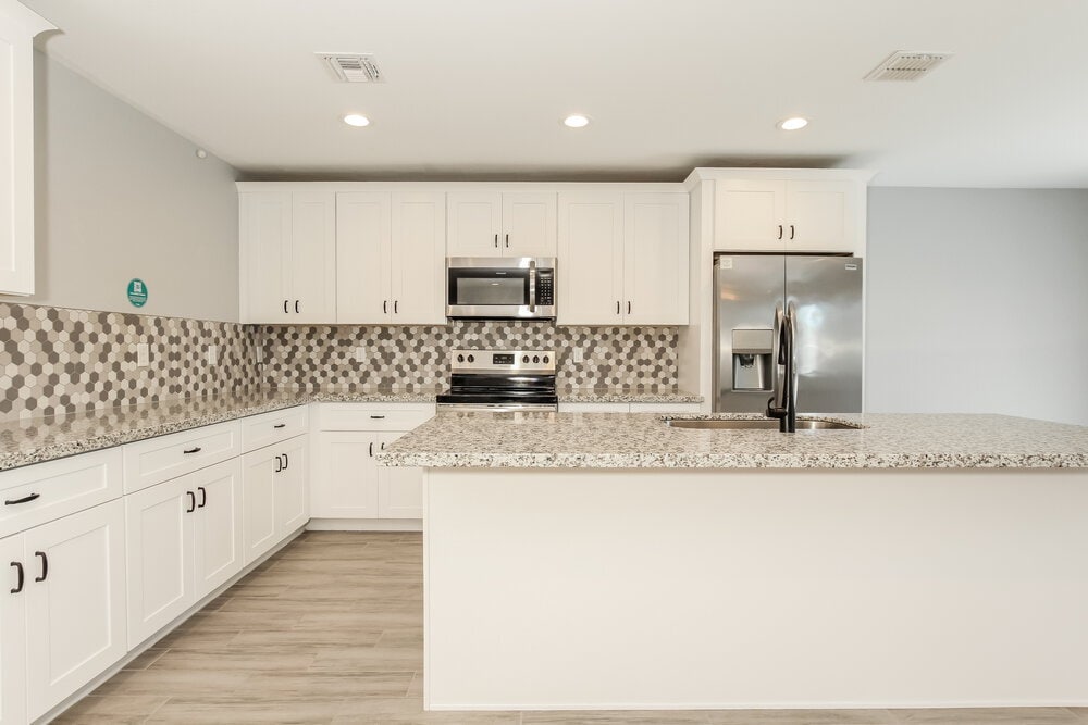 Building Photo - 4920 S 23rd Ave